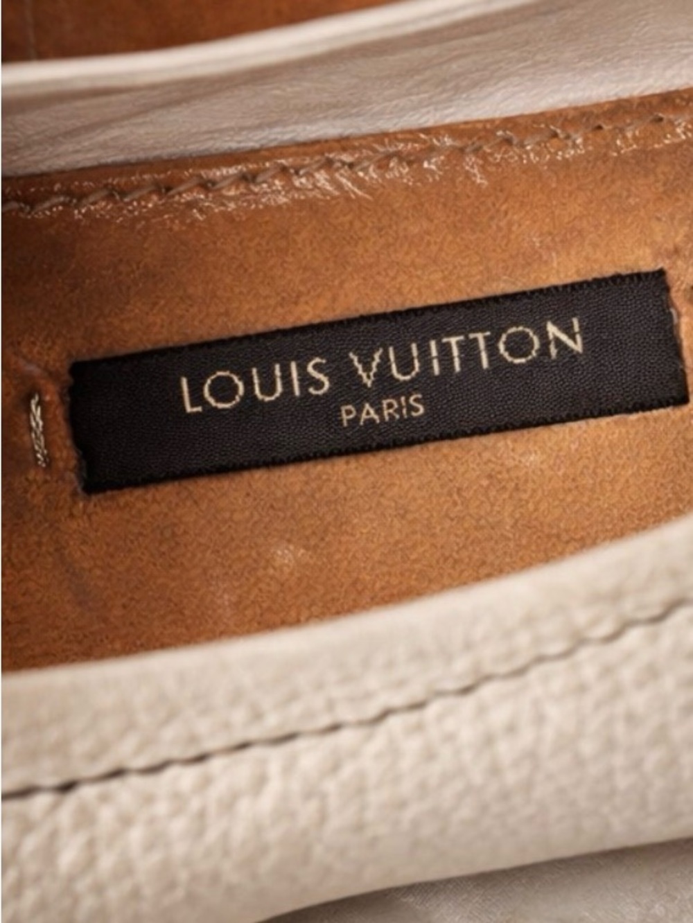 Louis Vuitton Cream Leather Ballet Flats Bow Gold LV Detail Size 38 - Picture 3 of 5